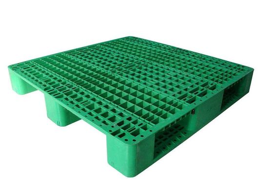 Pallet di plastica che fa la struttura di orizzontale della macchina dello stampaggio ad iniezione