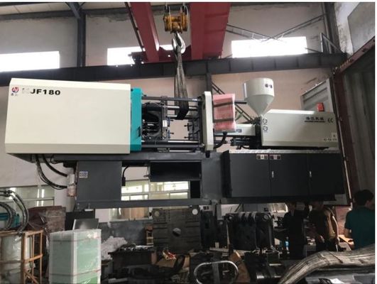 Macchina dello stampaggio ad iniezione del risparmio energetico 50-80% di tonnellata HJF180 con il tipo del servo dello SpA di KEBA
